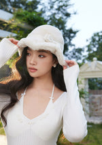 Snow Rhodomyrtus Hat