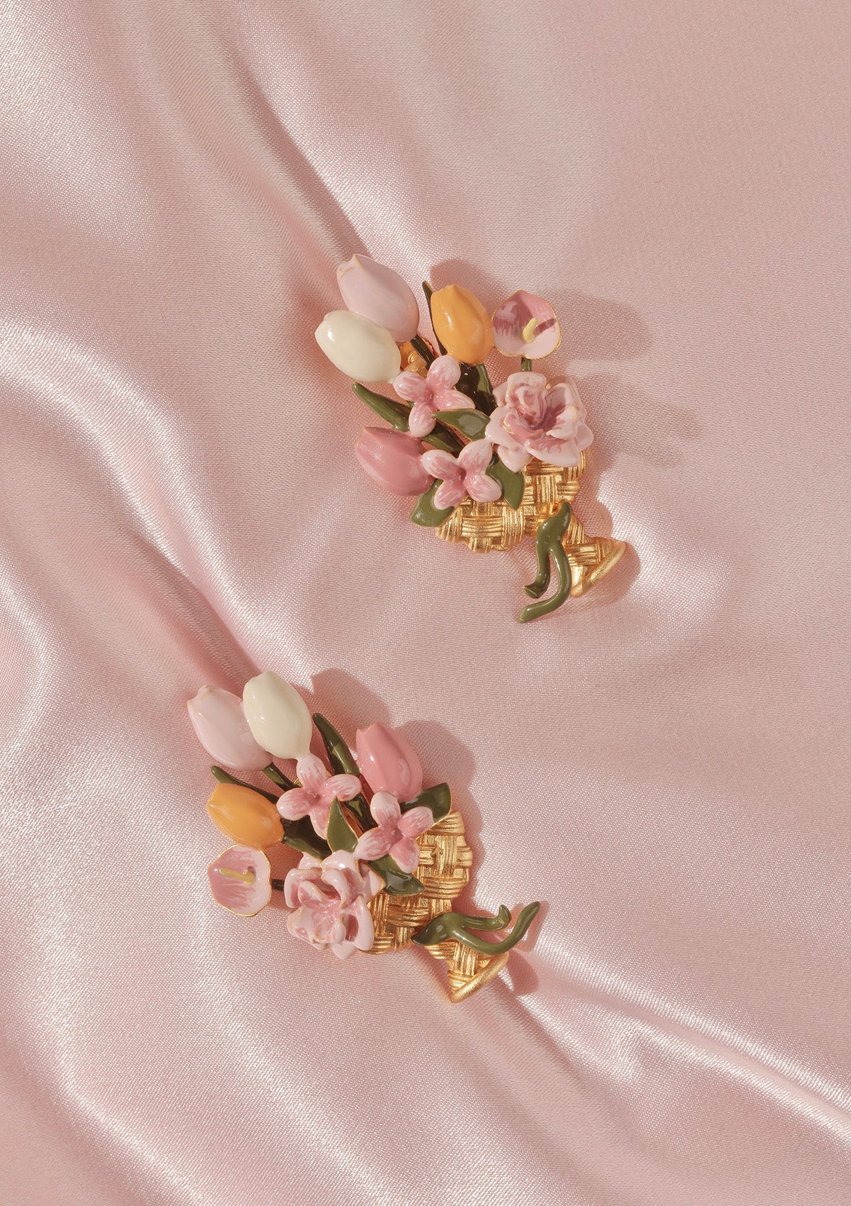 Miss Basket Vintage Stud & Clip