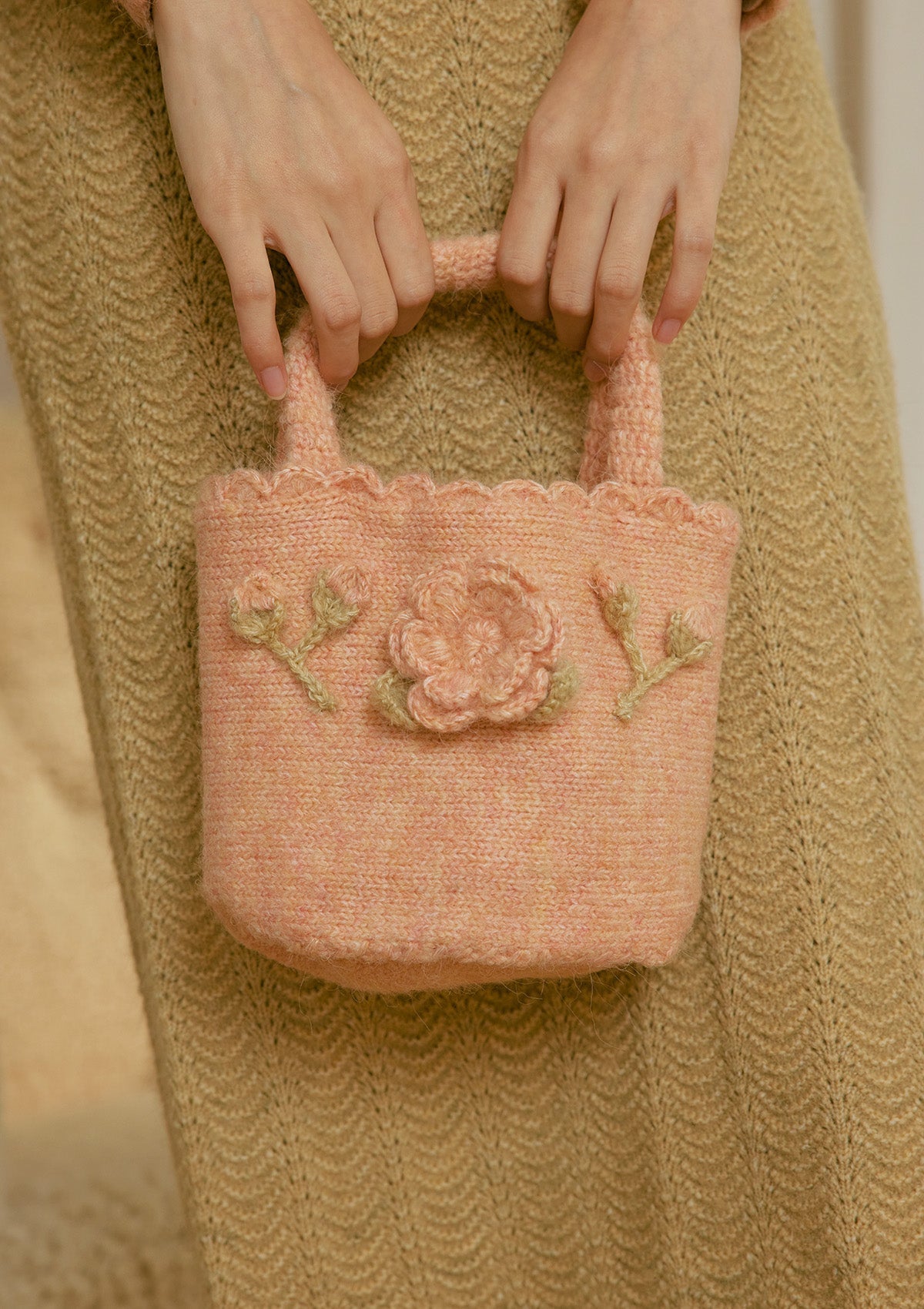 Sweet Persimmon Knitted Bag
