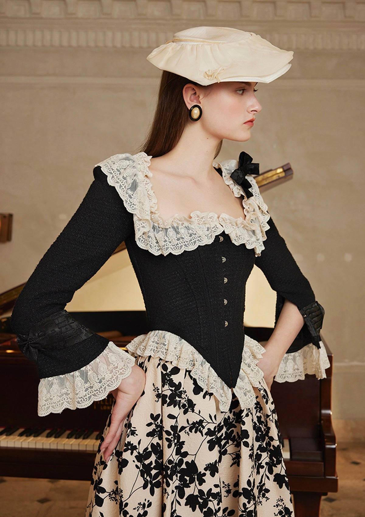 Castle Swan Corset Jacket (Black) - LaceMade