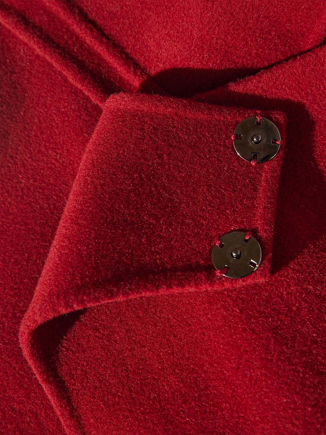 Hot Wine Coat - LaceMade