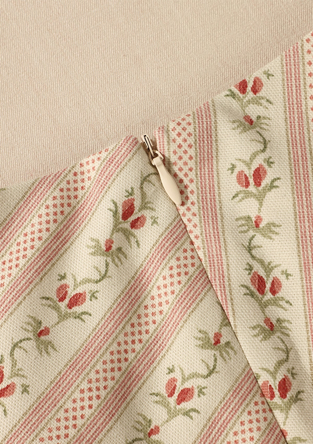 Redcurrant Skirt - LaceMade