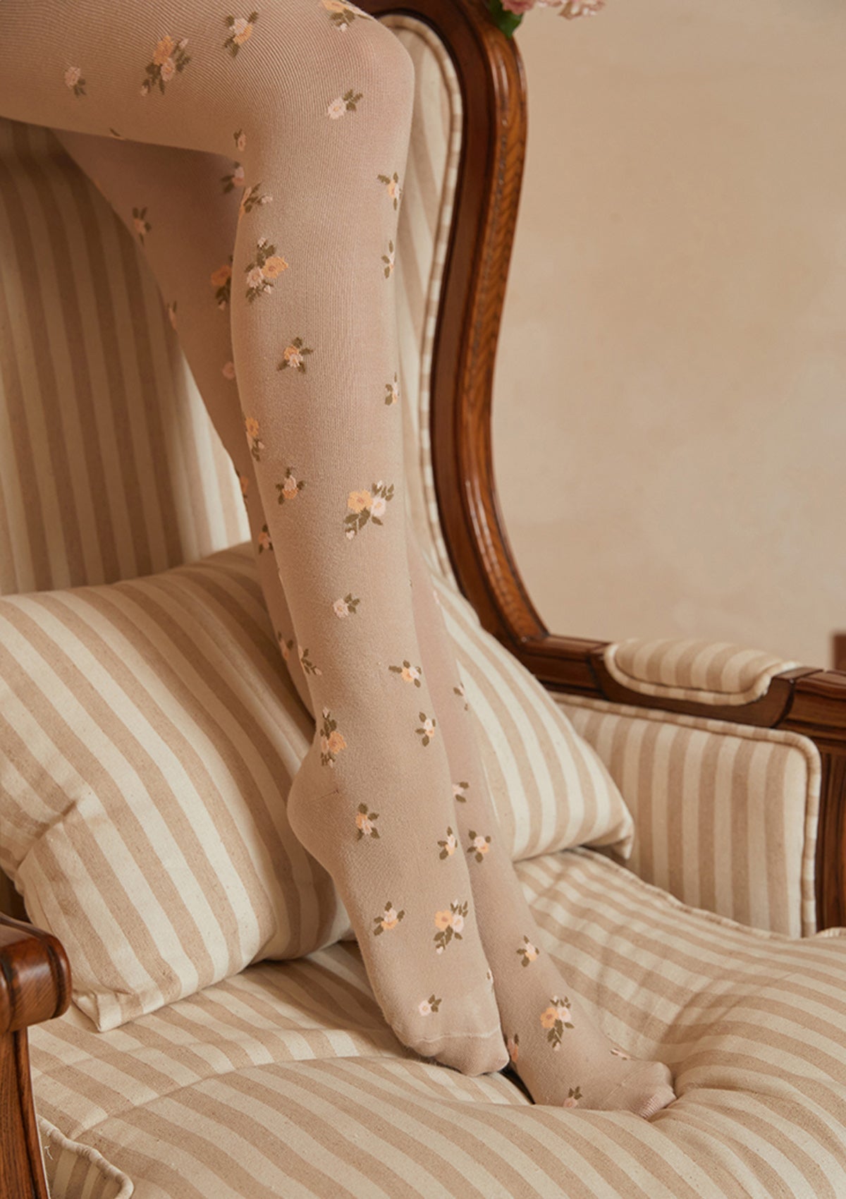 Rhine Flower Pantyhose - LaceMade