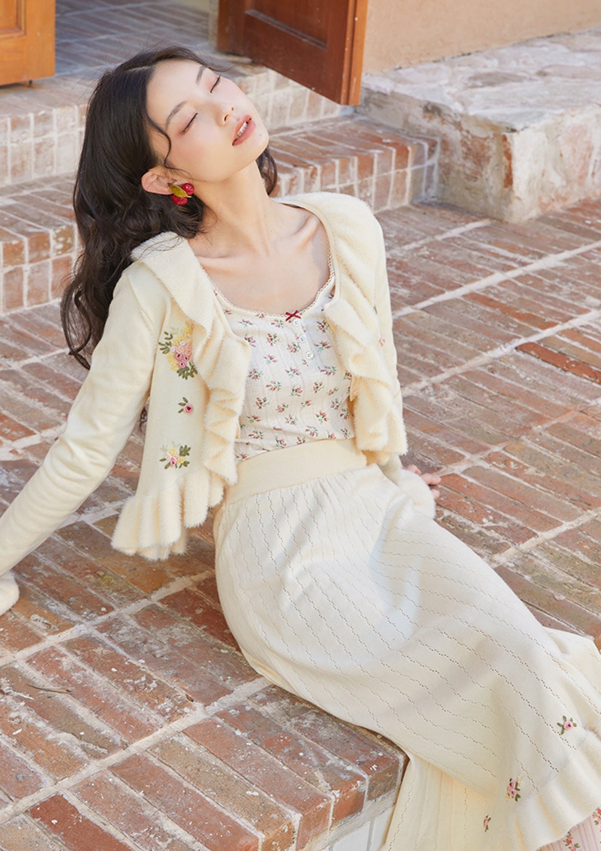 Snow Rose Underneath Shirt - LaceMade